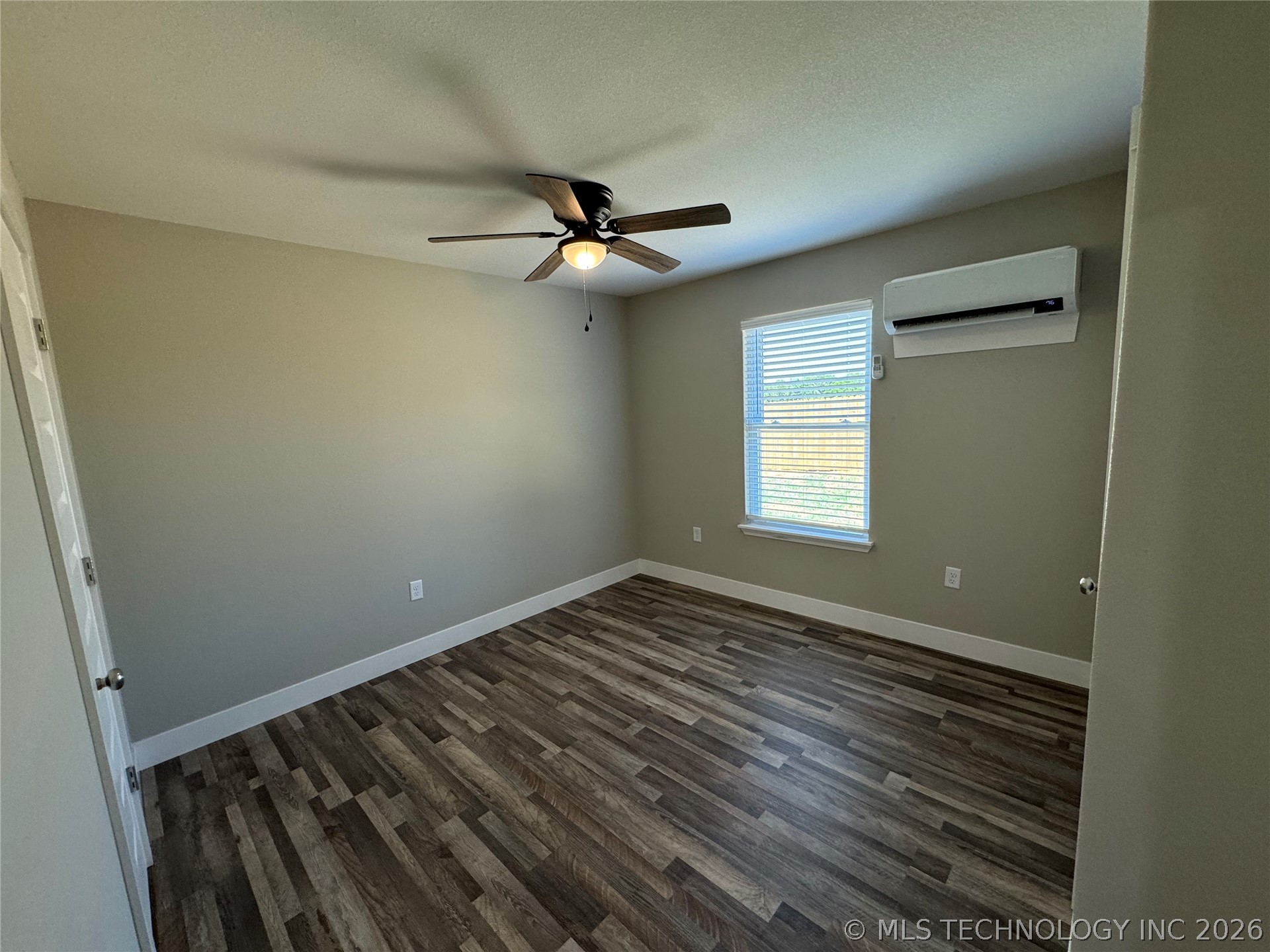 1751 W Main Street Property Photo 13