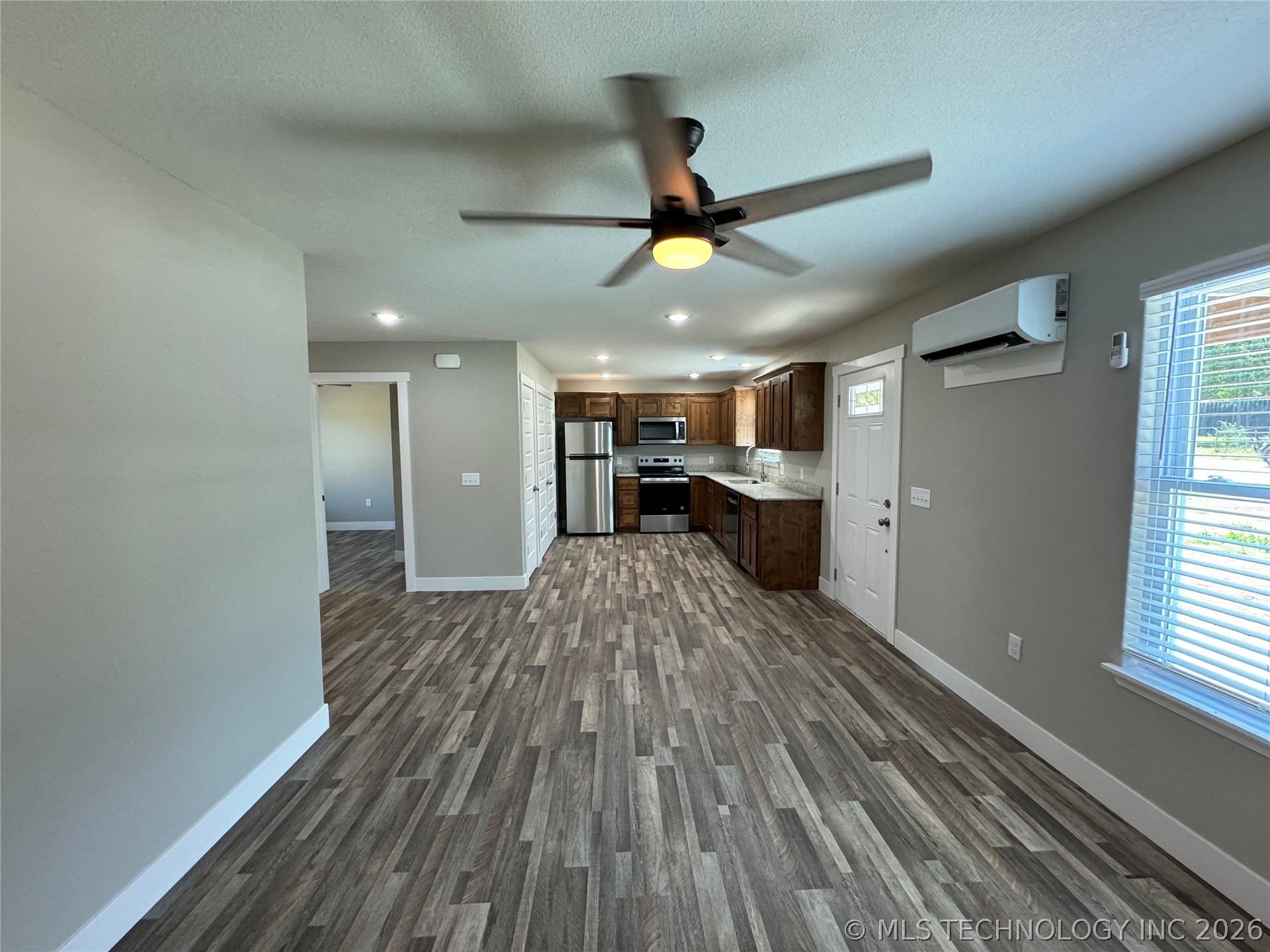 1751 W Main Street Property Photo 19