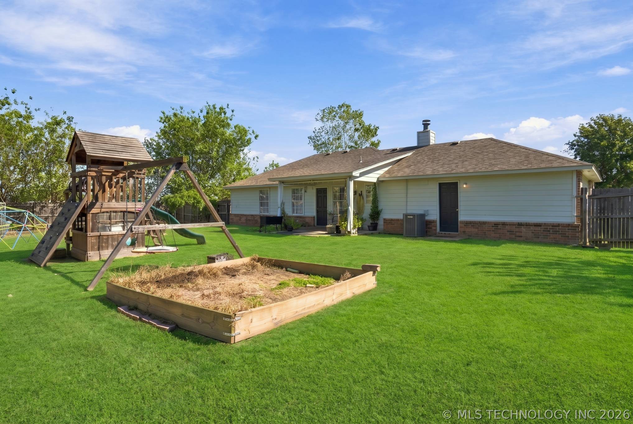 1100 S Hummingbird Lane Property Photo 26