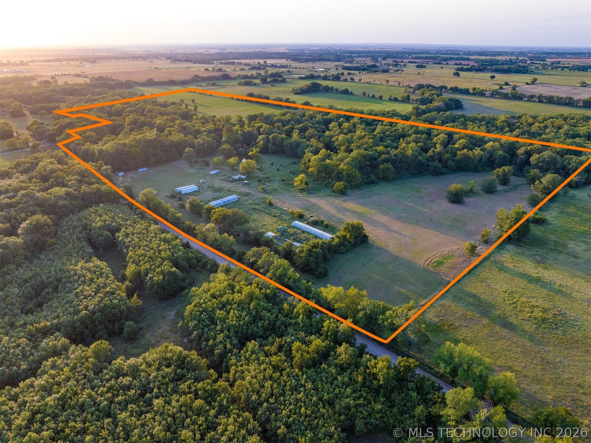 449756 E 290 Road Property Photo 1