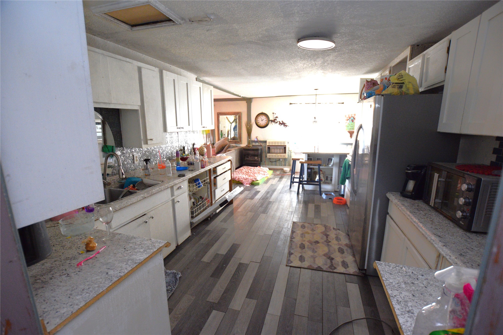 1 W Pine Street Property Photo 15
