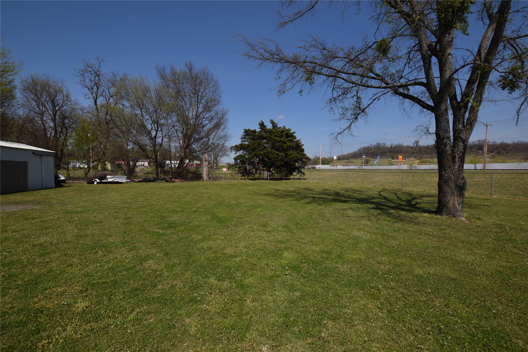 1 W Pine Street Property Photo 27