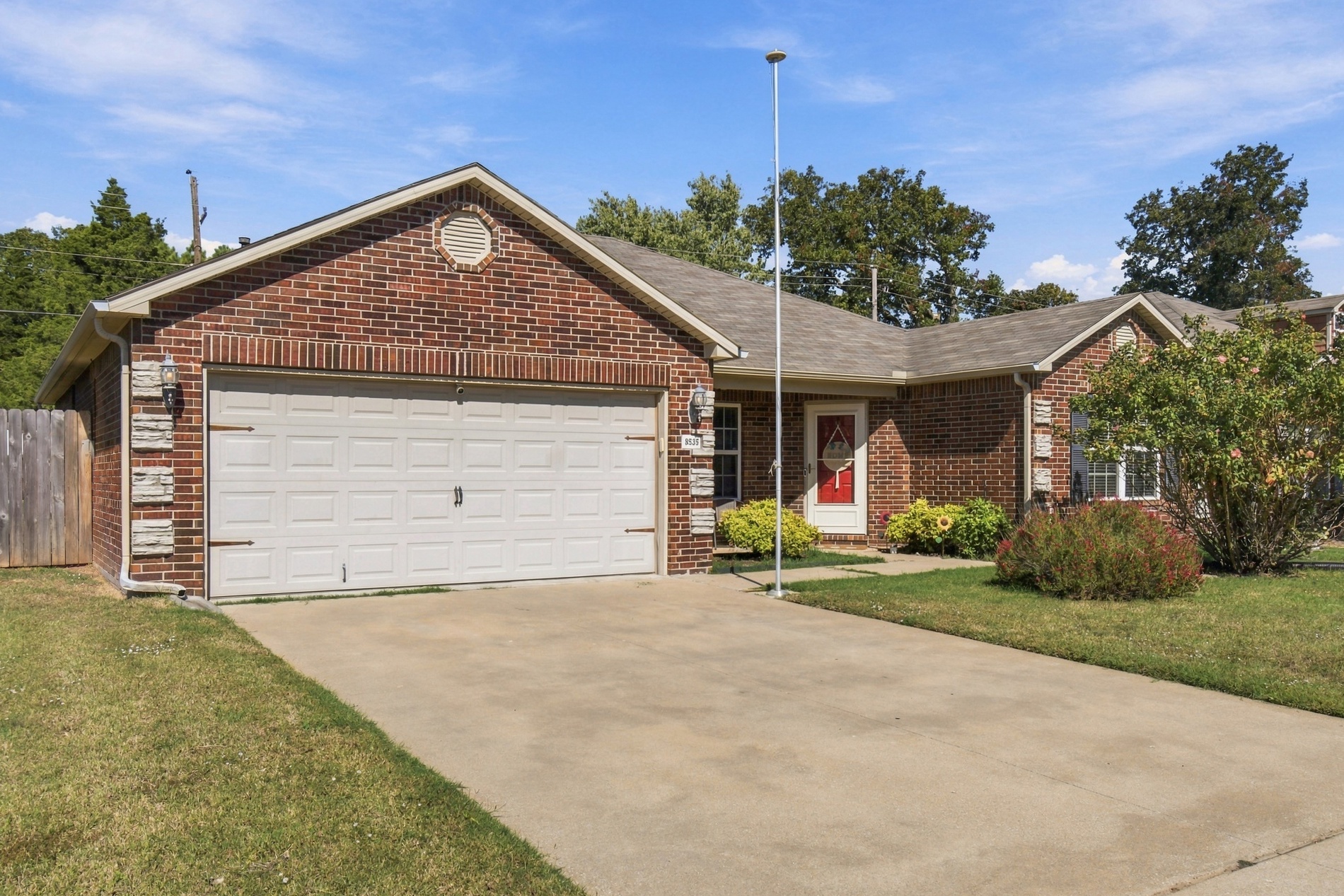 8535 E 126th Place S Property Photo 2