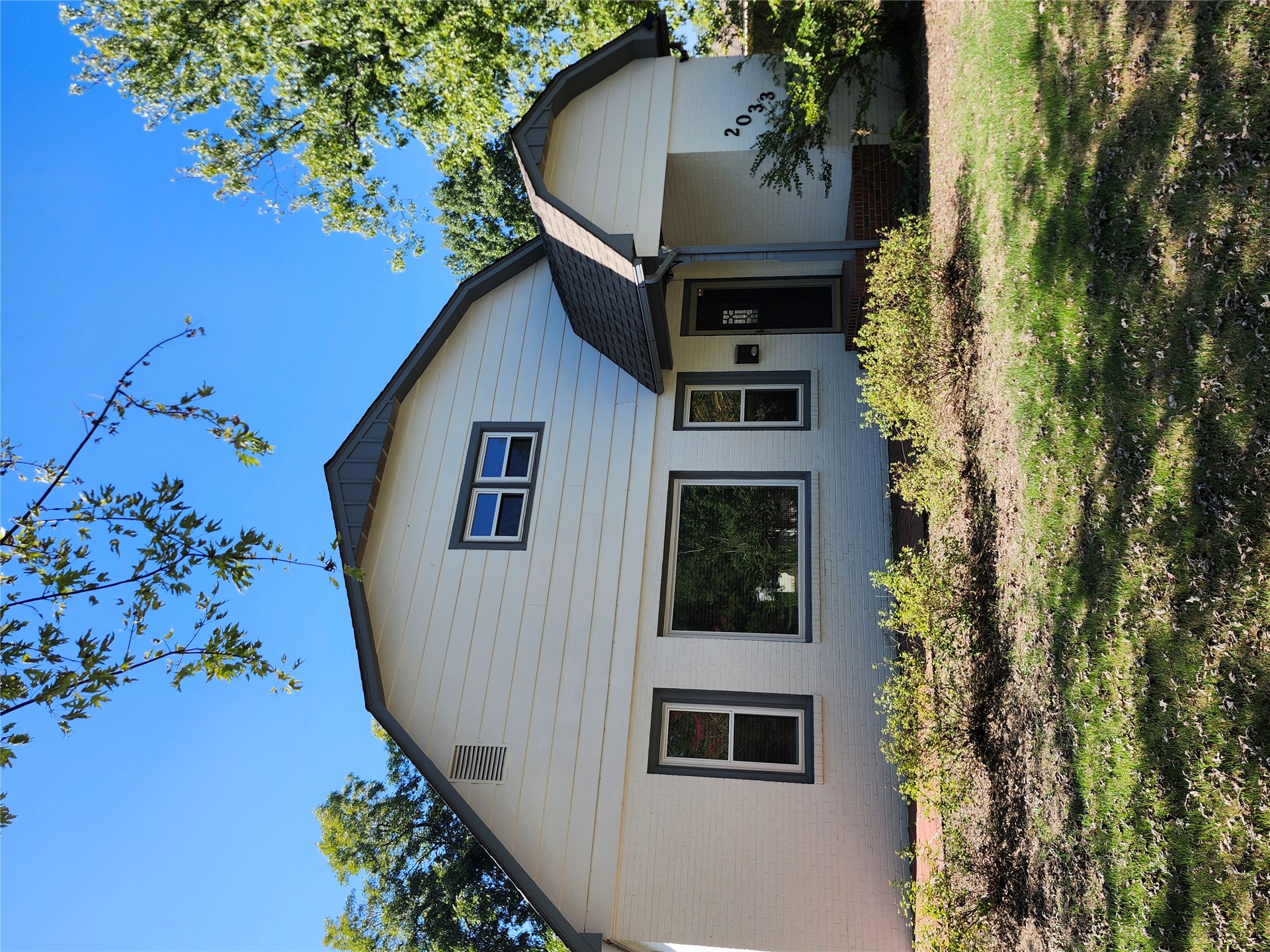 2033 Haskell Boulevard Property Photo 2