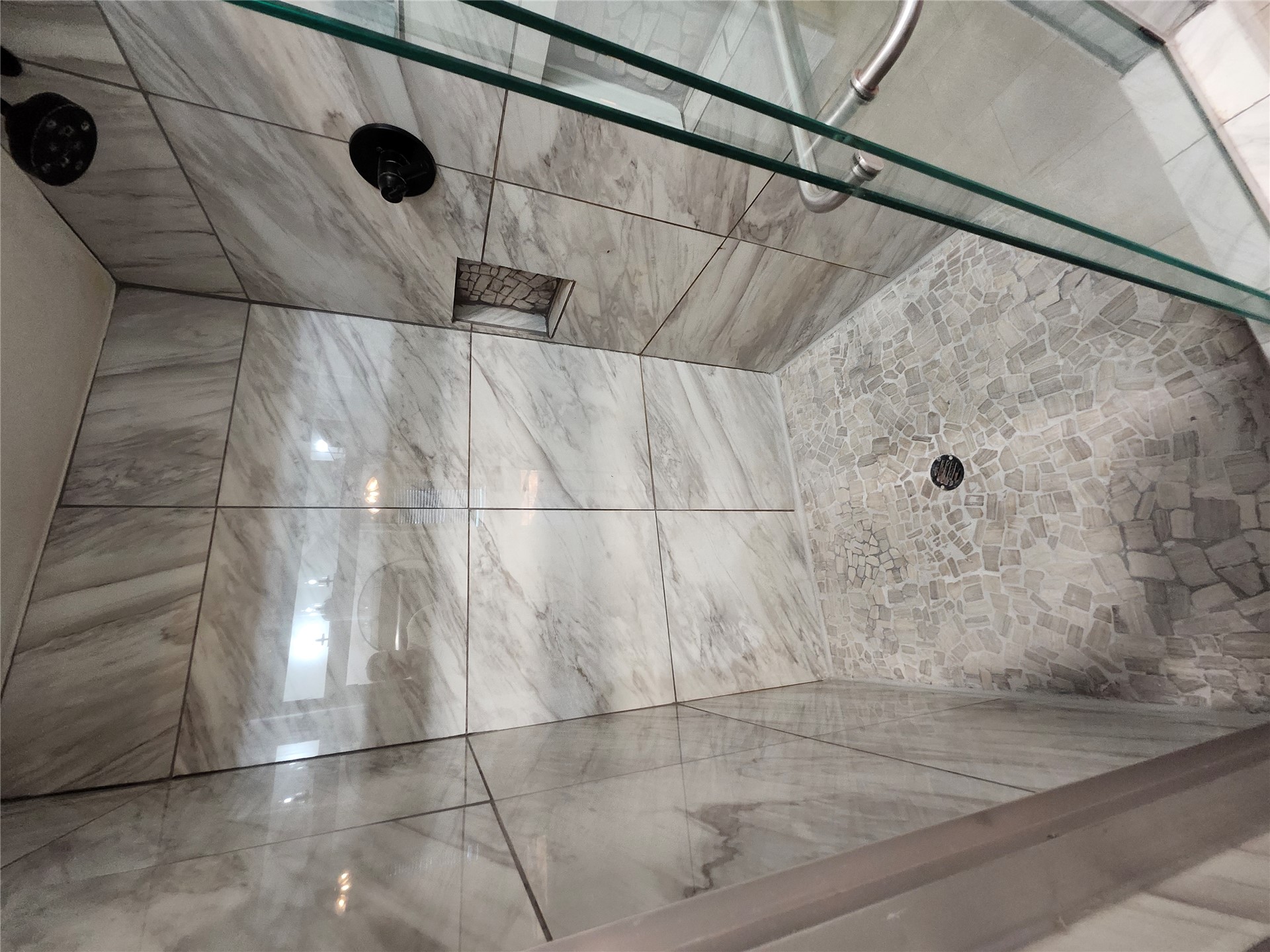 2033 Haskell Boulevard Property Photo 14