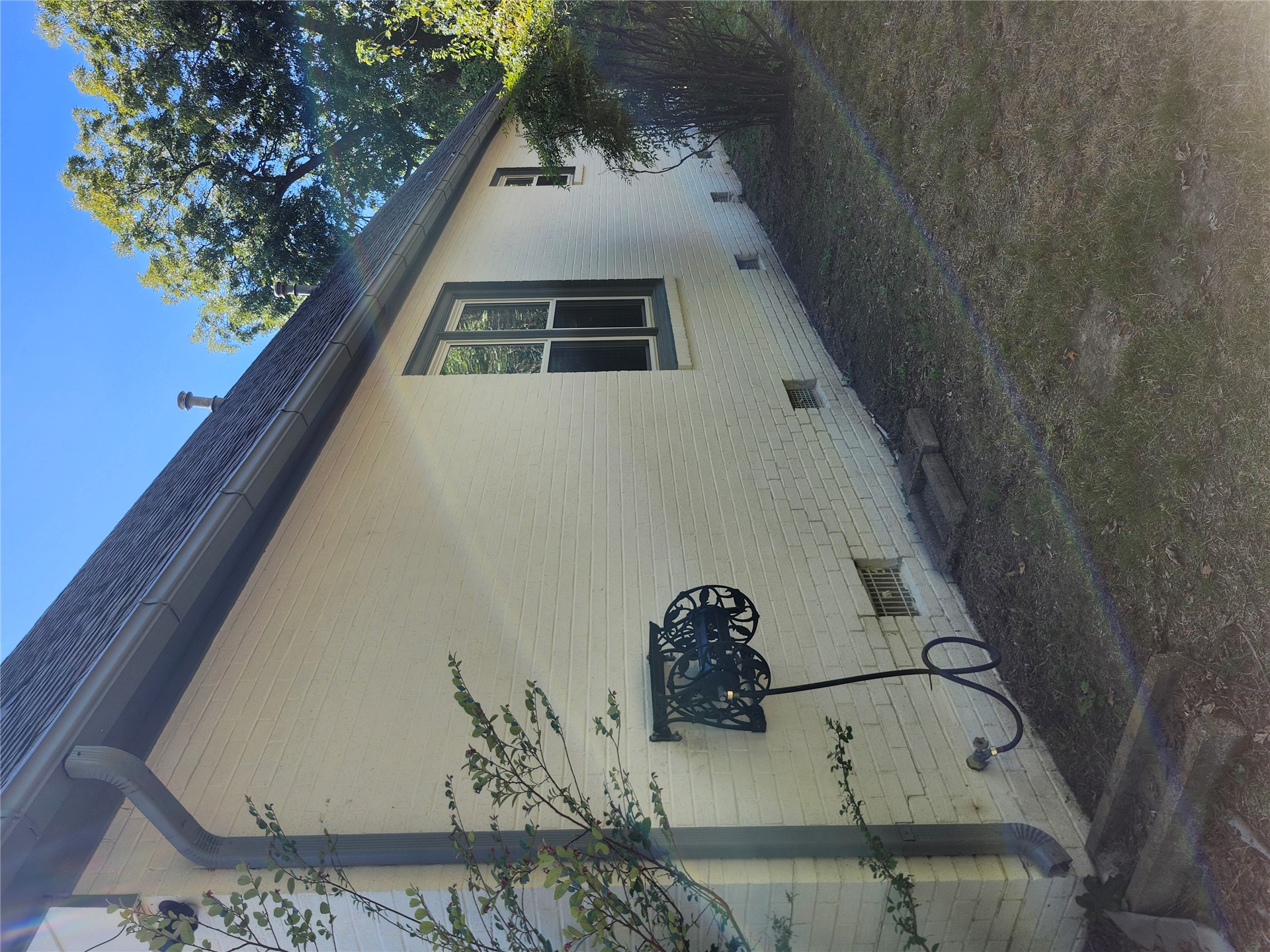 2033 Haskell Boulevard Property Photo 27