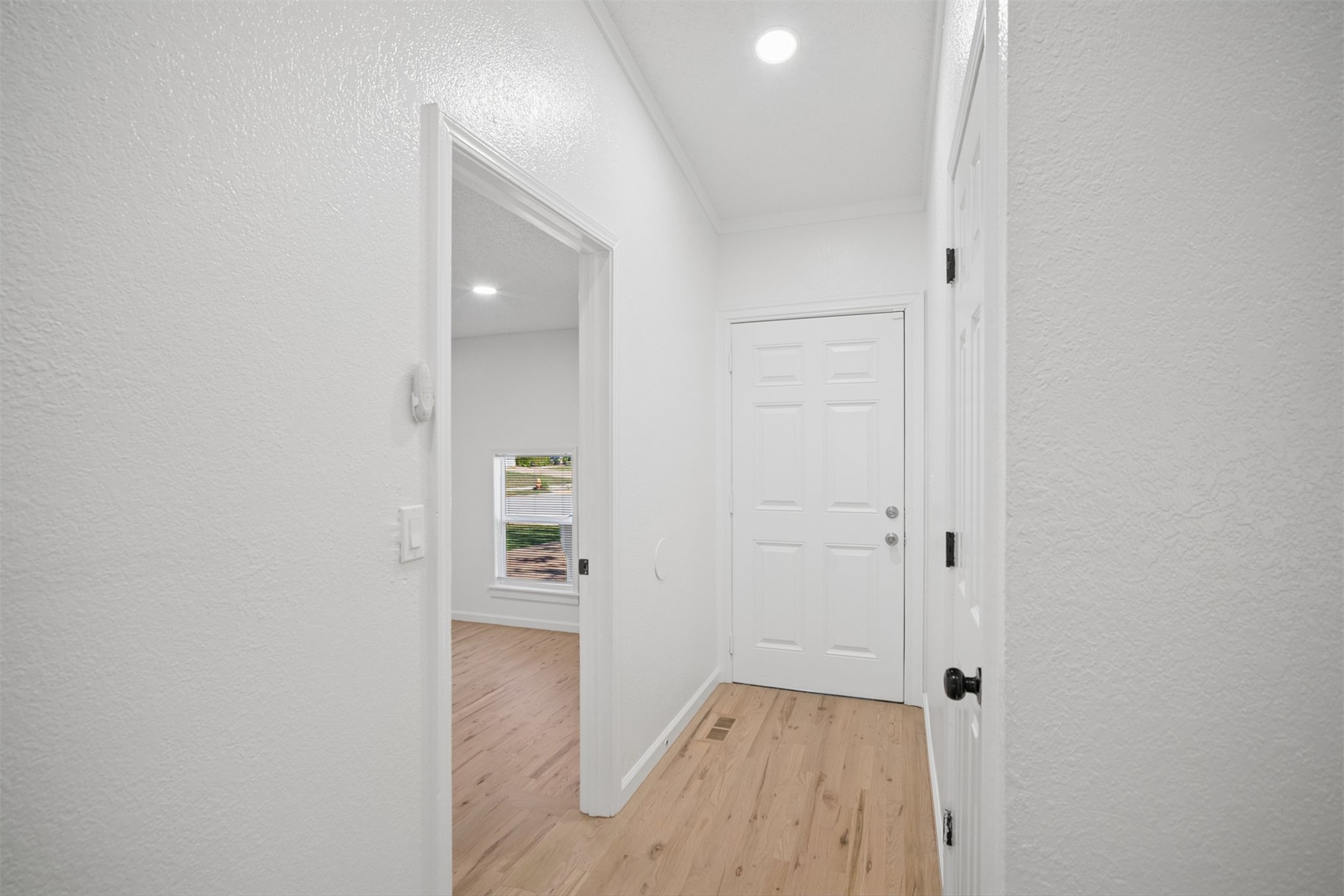 4500 S Elm Avenue Property Photo 4