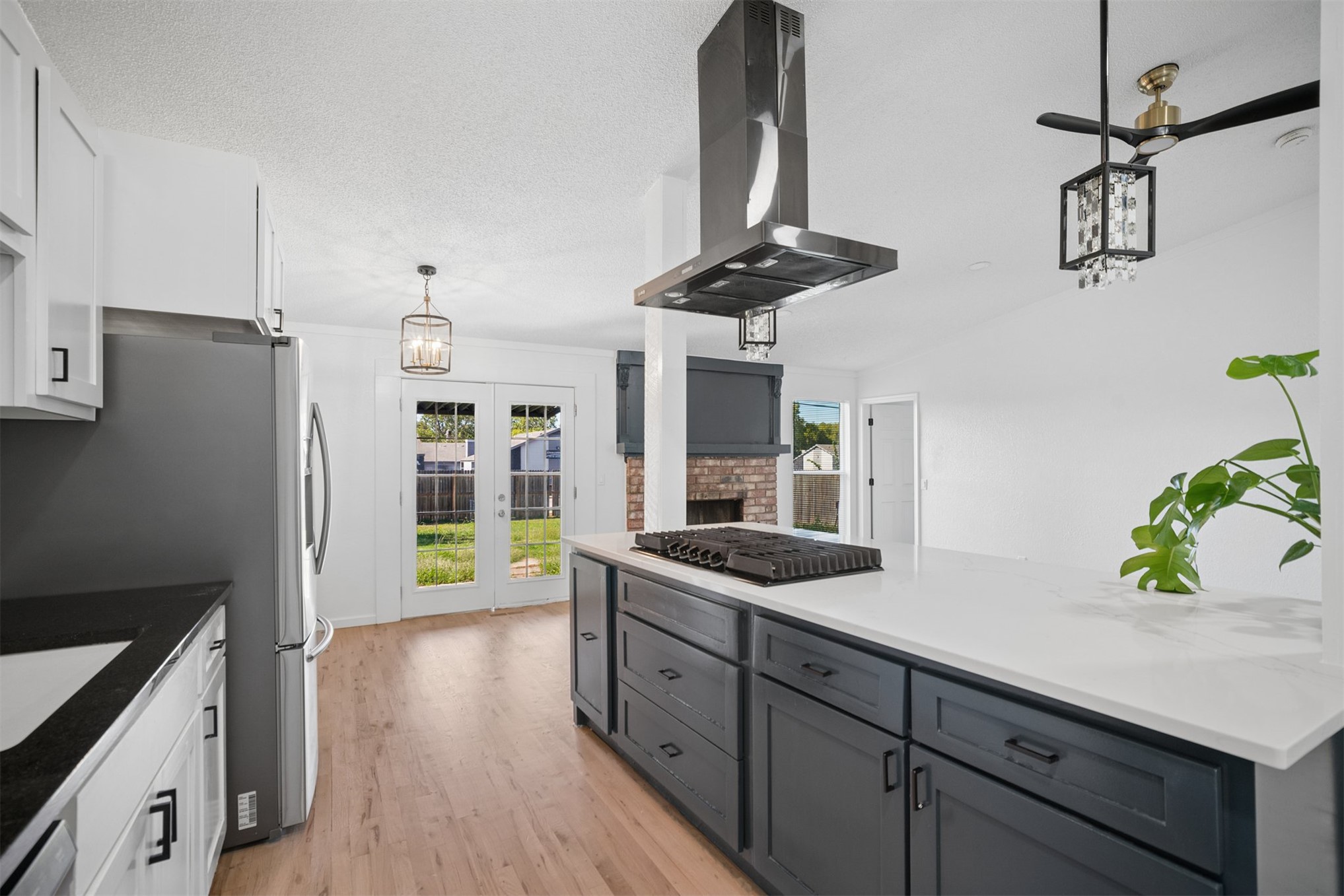 4500 S Elm Avenue Property Photo 19