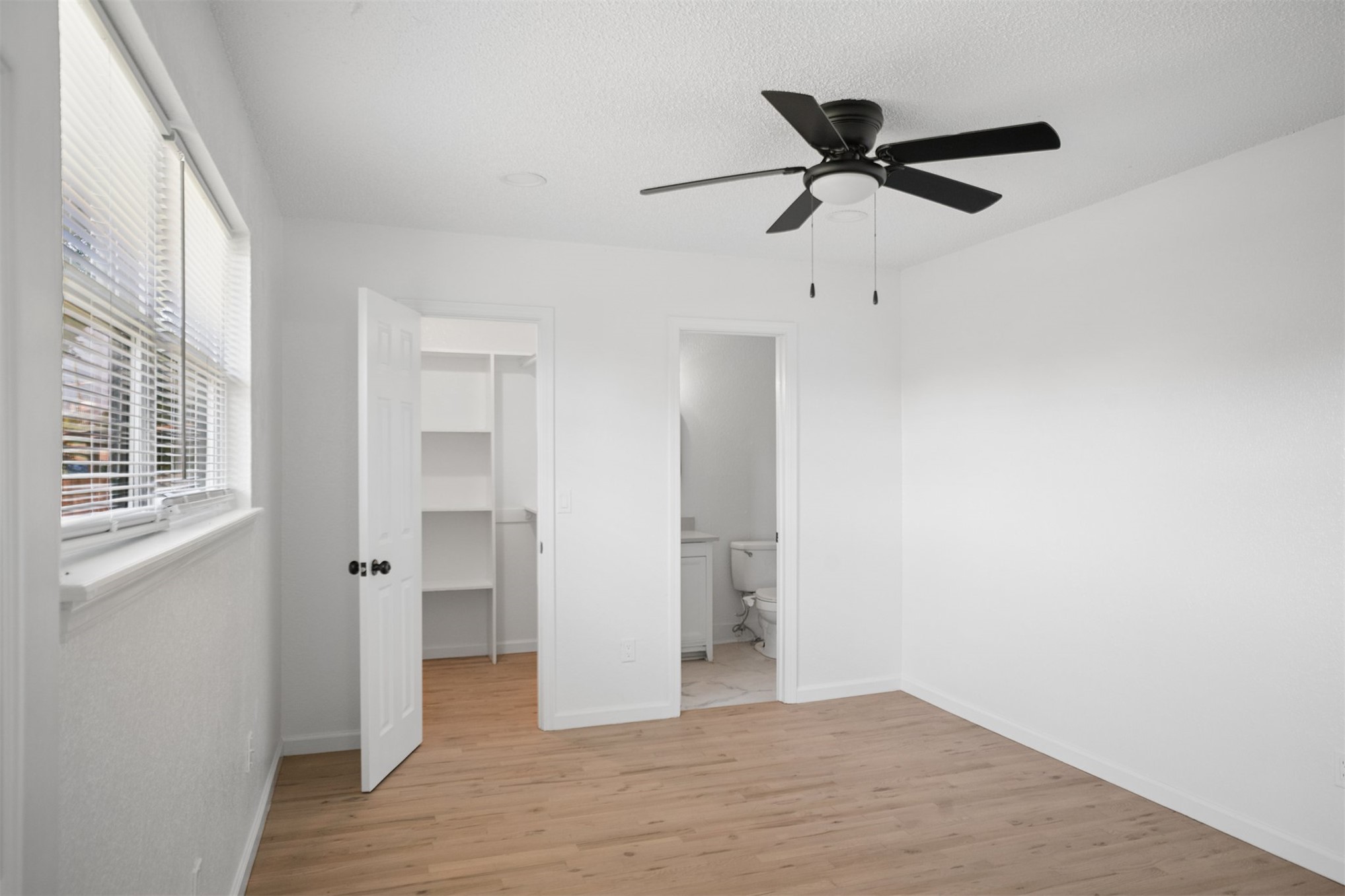 4500 S Elm Avenue Property Photo 30
