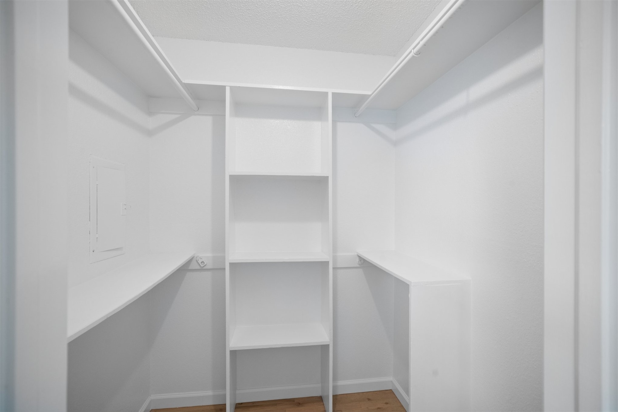 4500 S Elm Avenue Property Photo 31