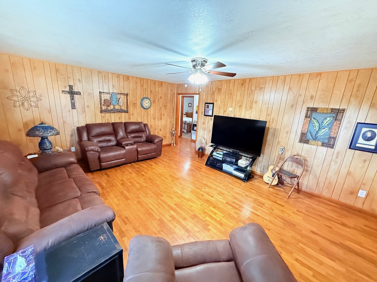12413 S 114th W Property Photo 6