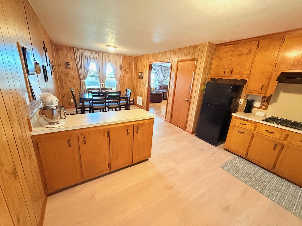 12413 S 114th W Property Photo 8
