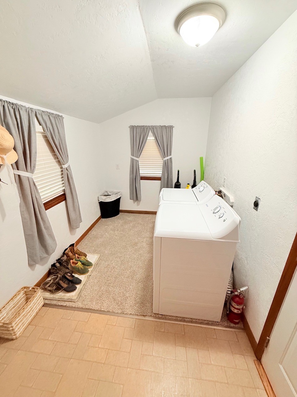 12413 S 114th W Property Photo 11