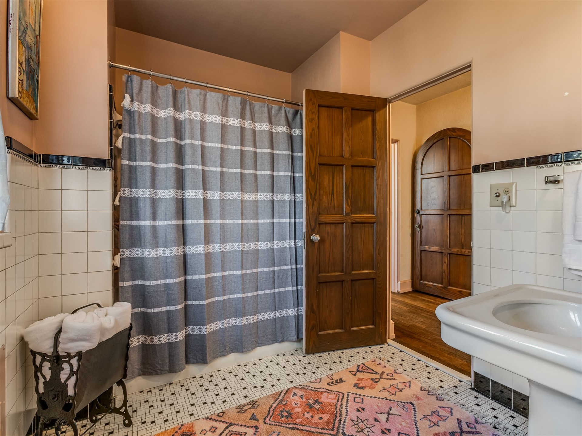 2400 Terrace Drive Property Photo 48