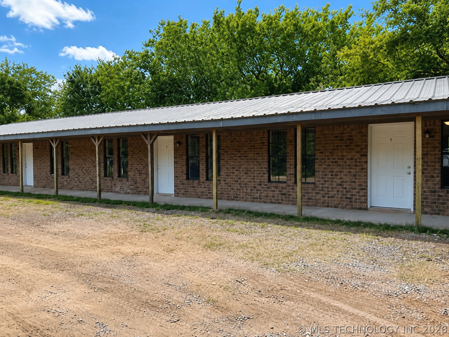 210 Archibald 2 Property Photo 1