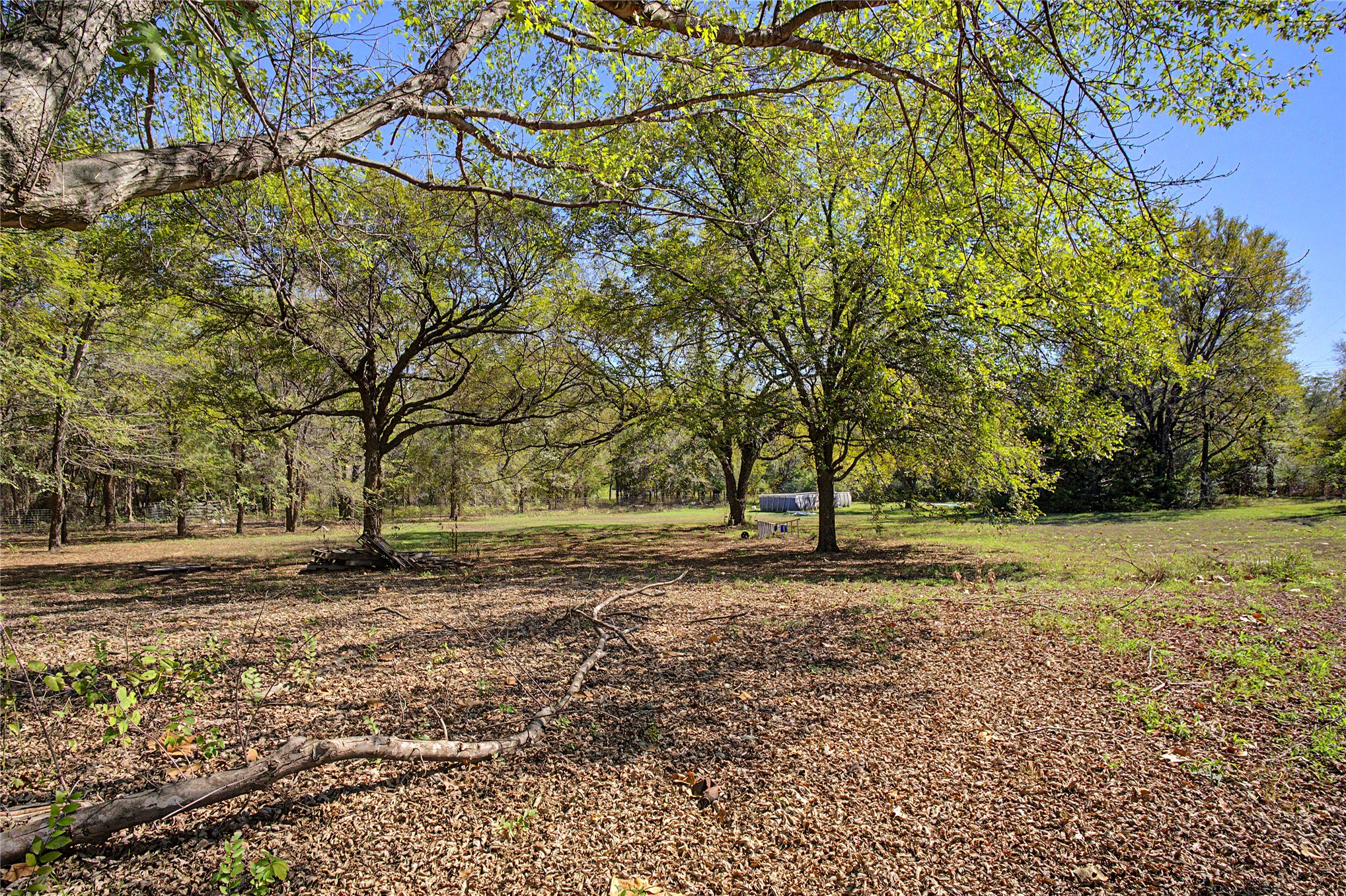 114949 S 4227 Property Photo 12