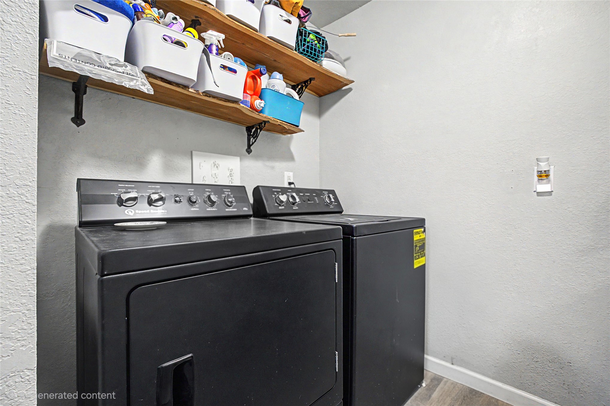 114949 S 4227 Property Photo 23