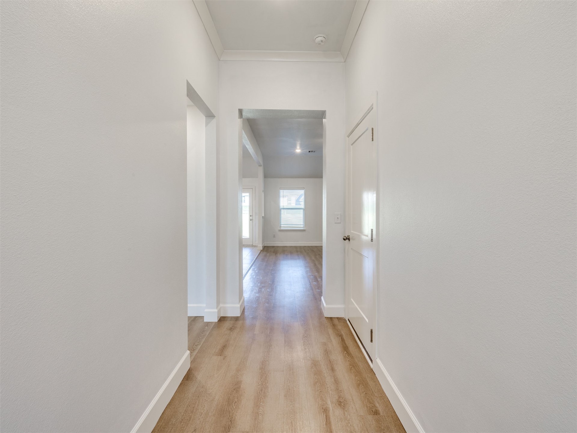 8913 N 63rd Avenue E Property Photo 5