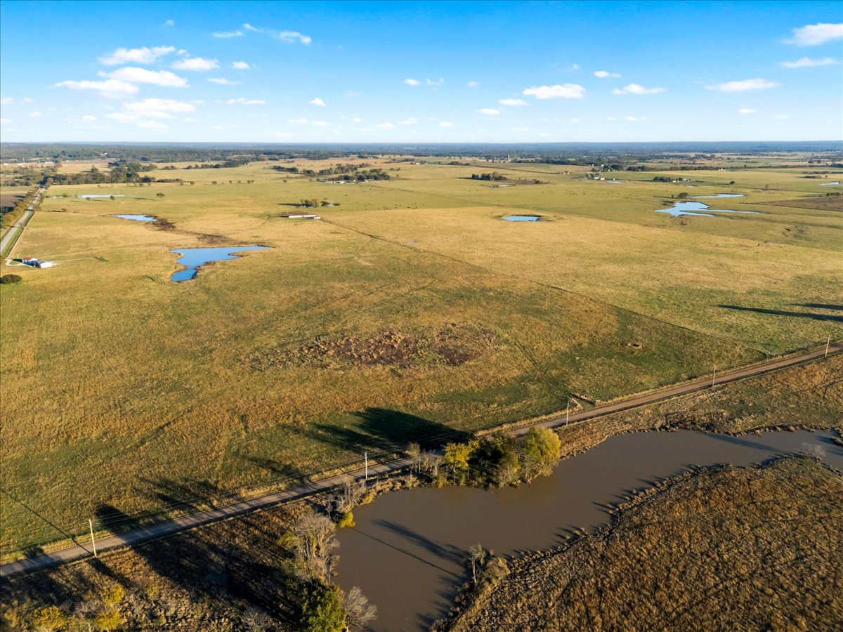 5 N 330 Road Property Photo 11