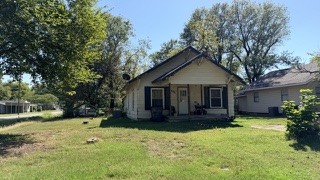 1101 W Spring Street Property Photo 1