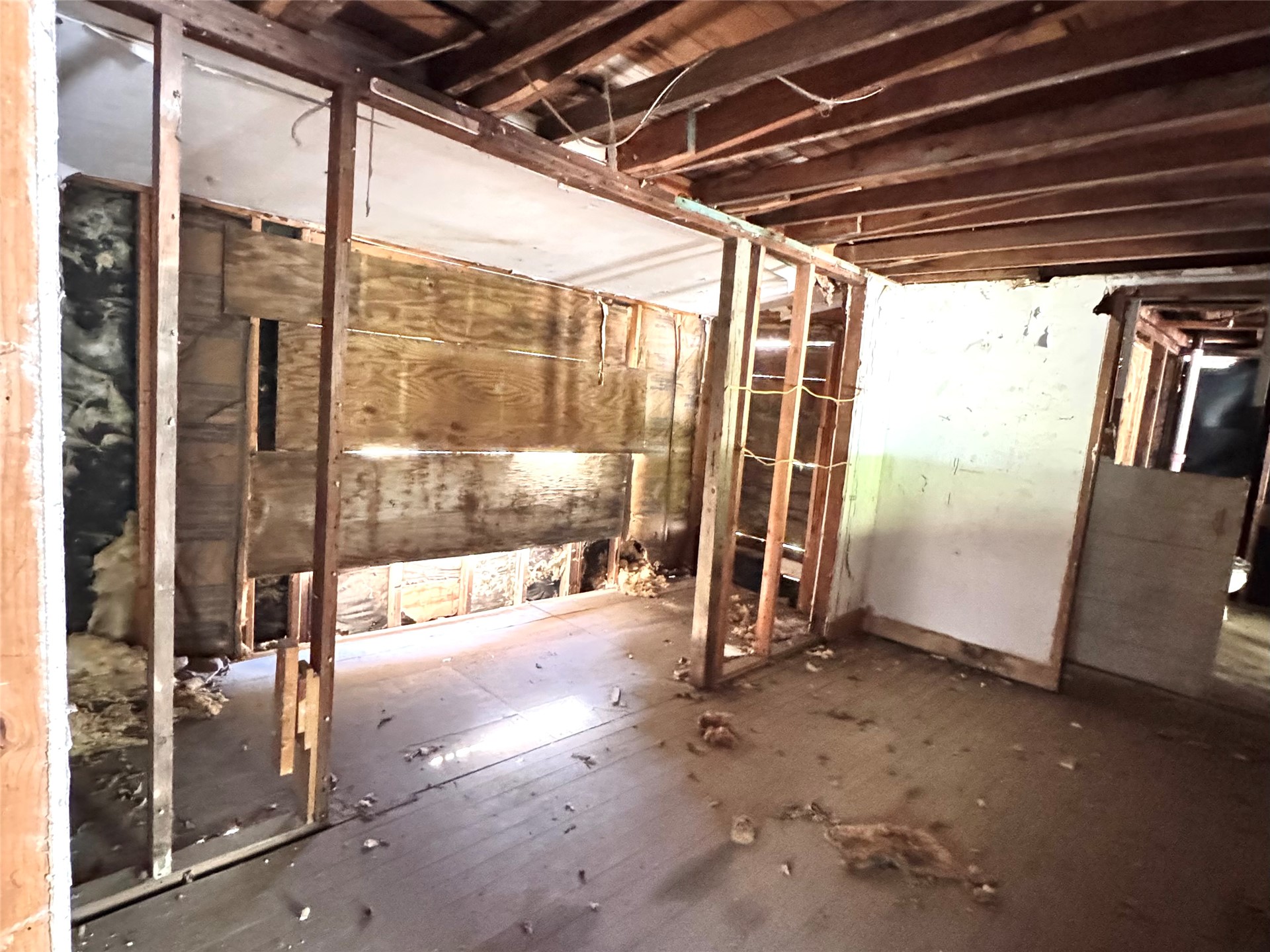 1604 Walnut Street Property Photo 5