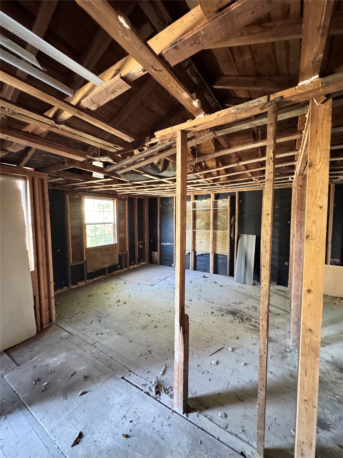 1604 Walnut Street Property Photo 8