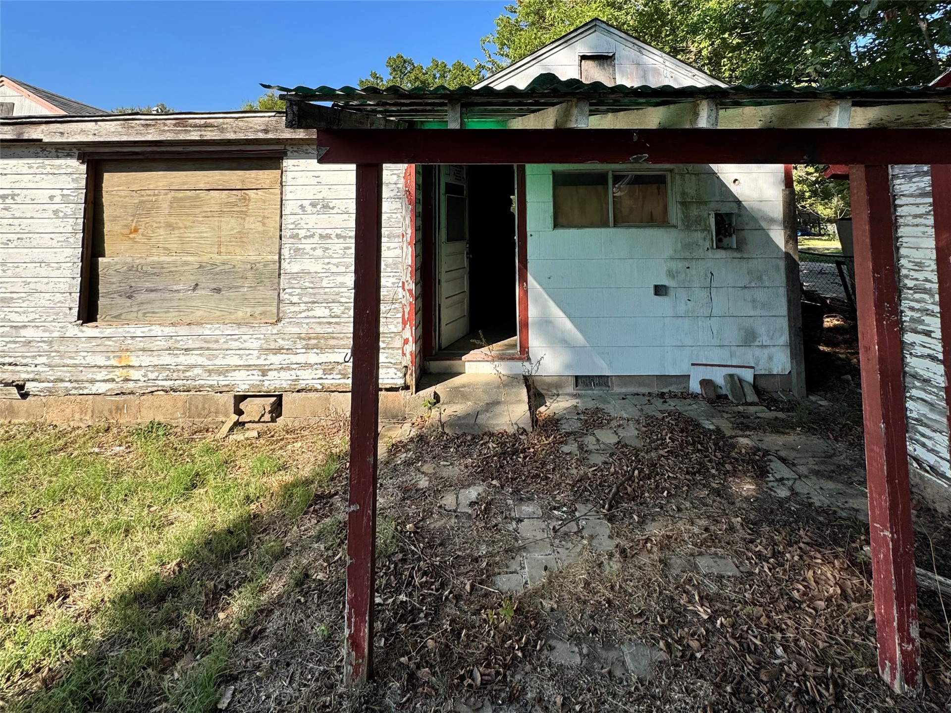 1604 Walnut Street Property Photo 12