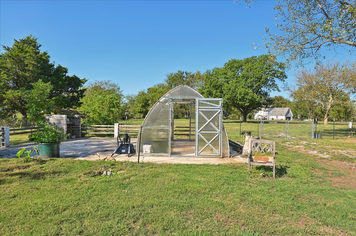 19676 E Highland Road Property Photo 48
