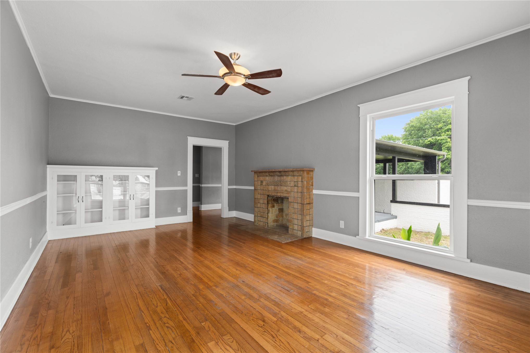 575 N 7th Street Property Photo 14