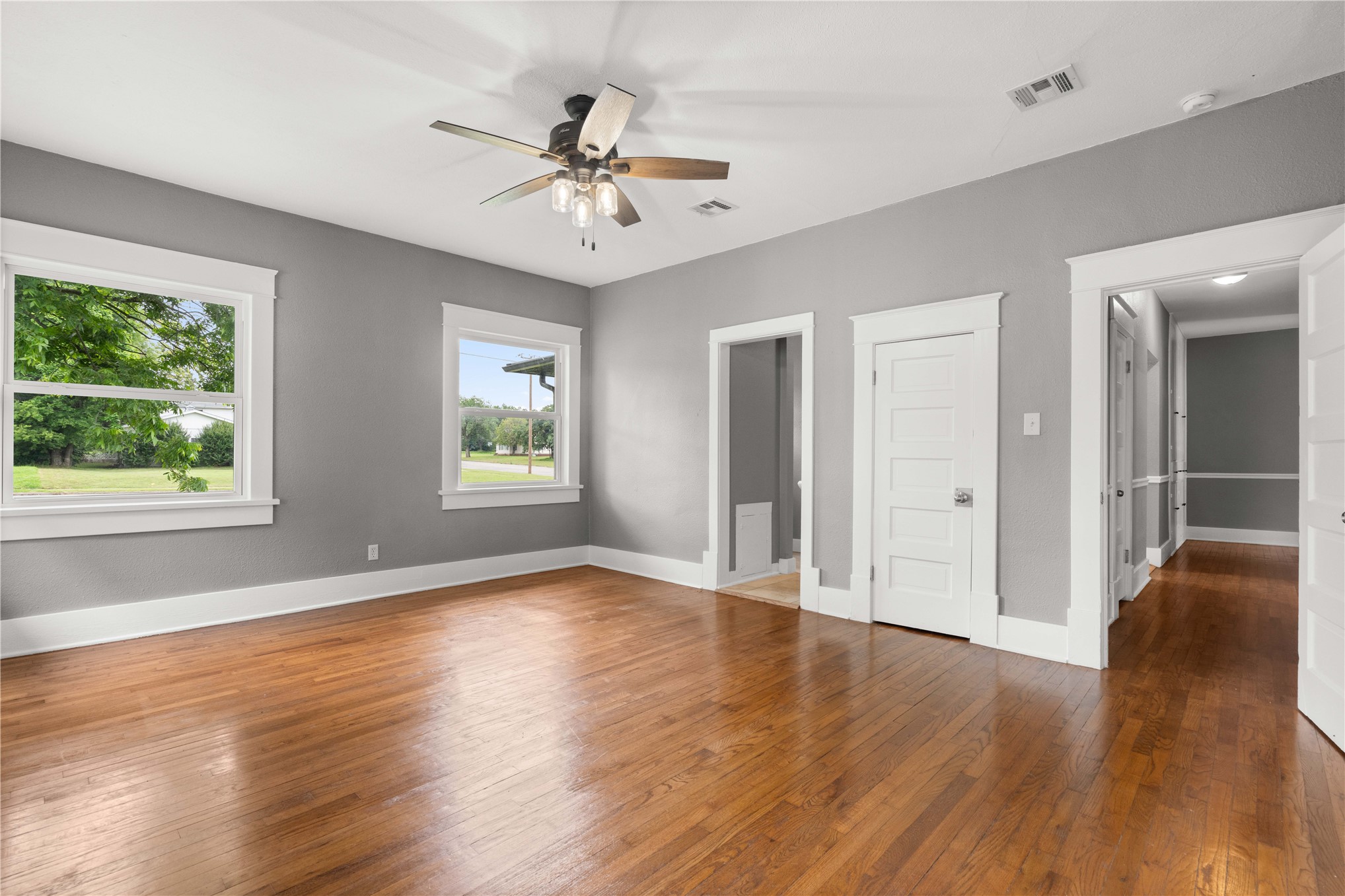 575 N 7th Street Property Photo 19