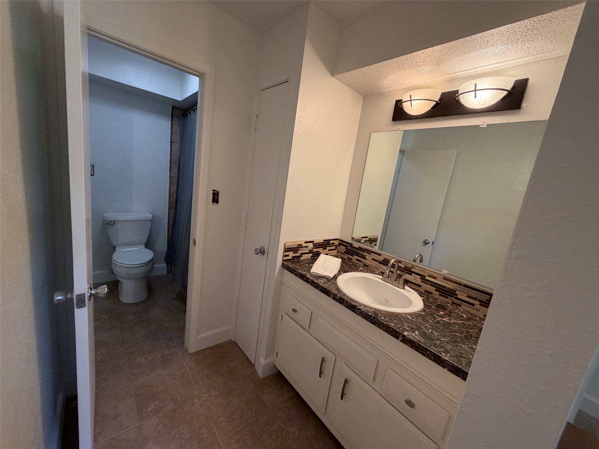 6357 S 80th East Avenue 3e Property Photo 14