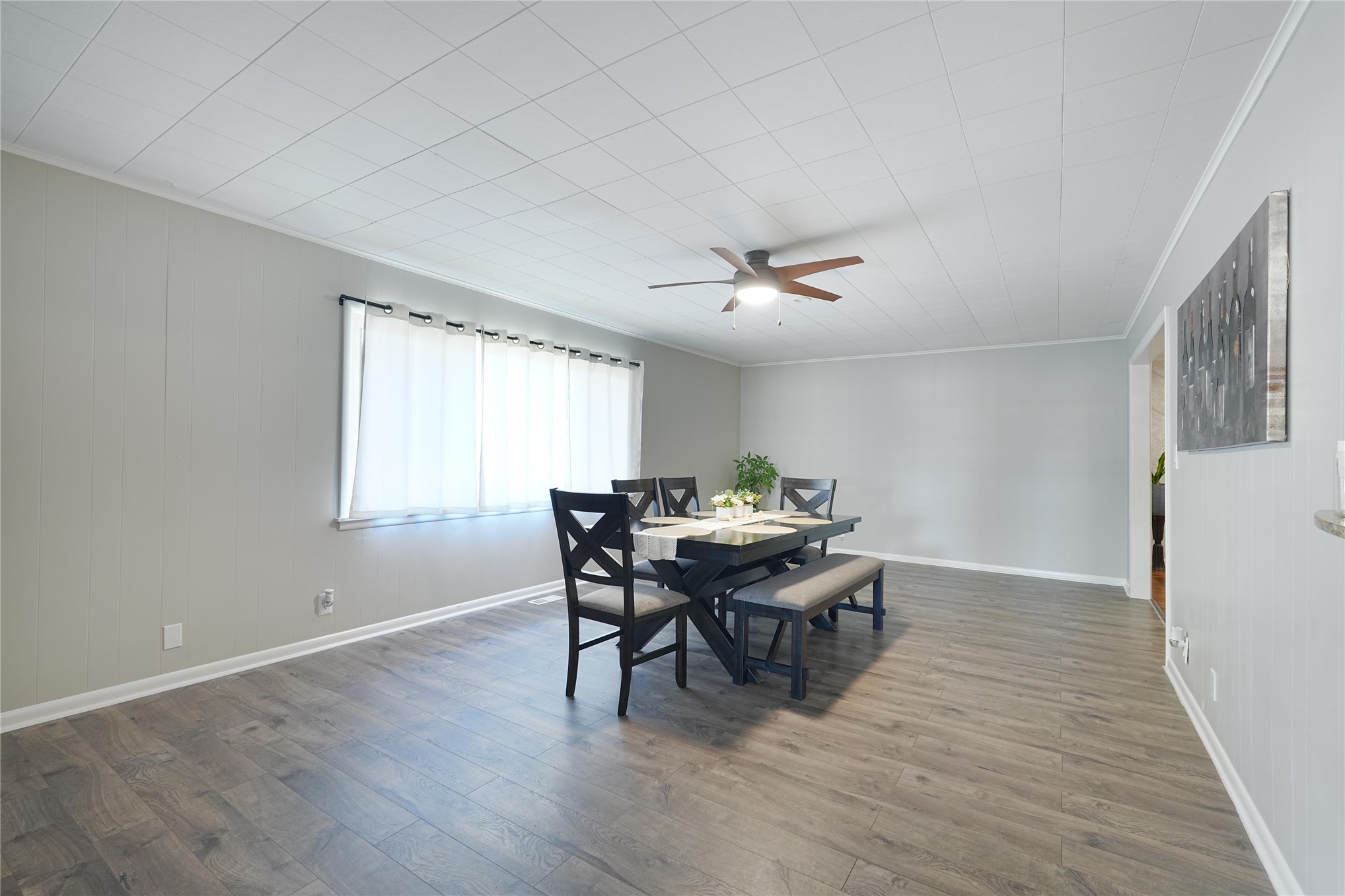 2407 S Norwood Avenue Property Photo 14