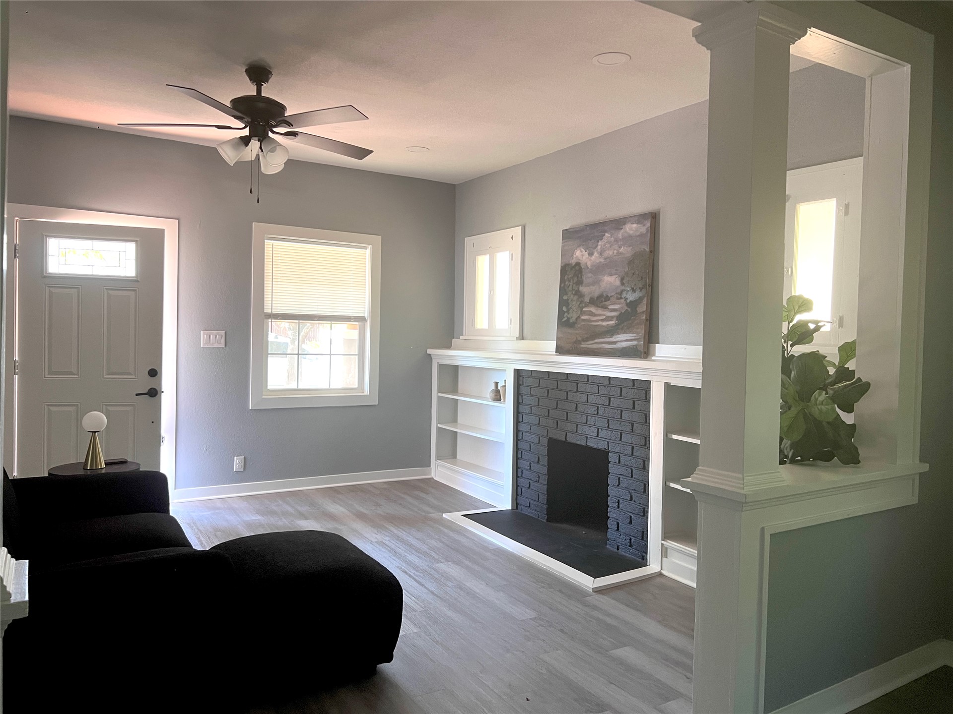 525 E Seminole Avenue Property Photo 5
