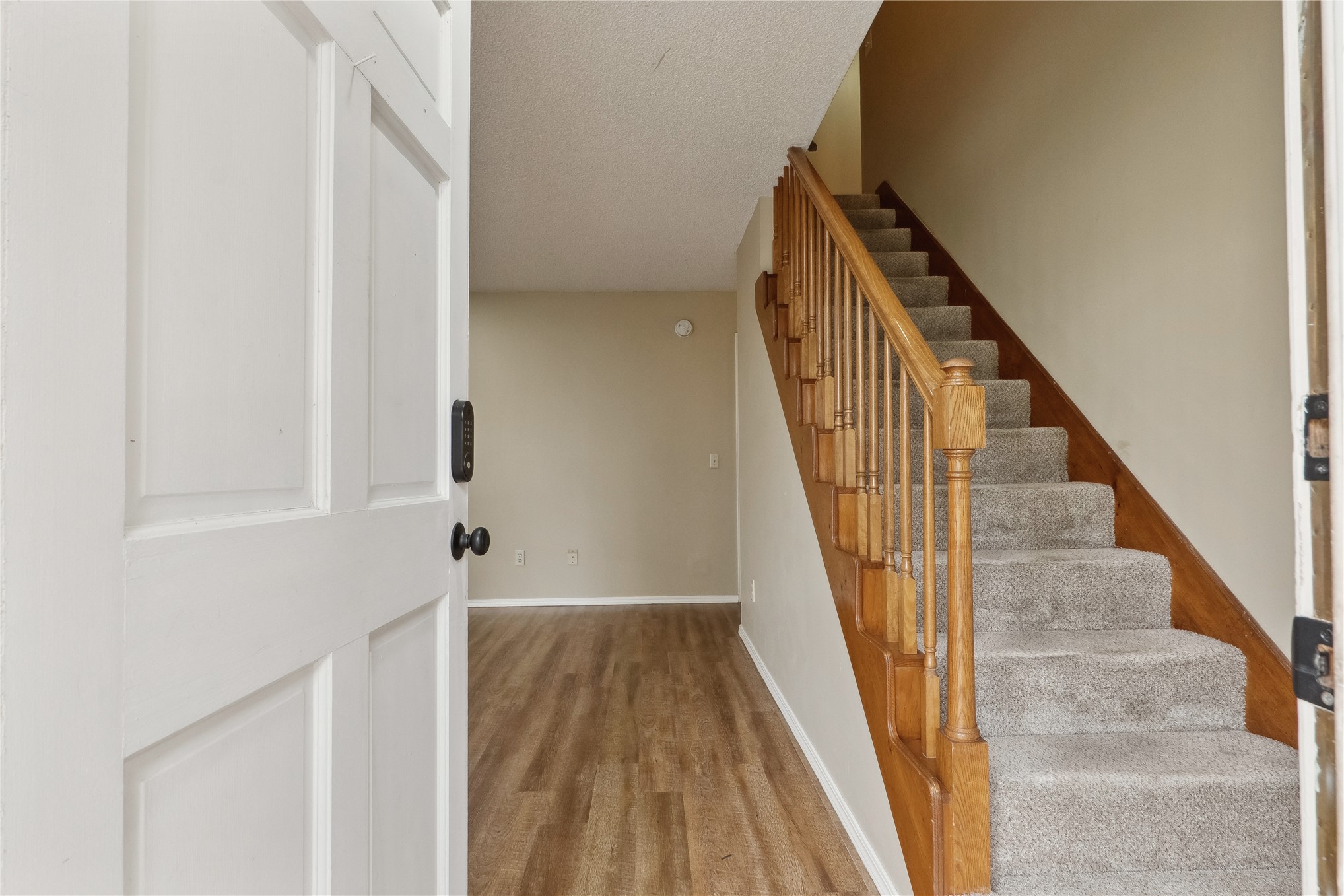7735 S Trenton Avenue Property Photo 3