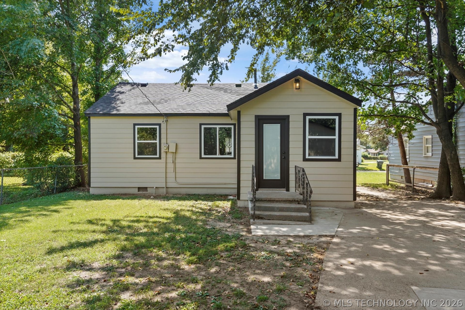 2908 Elgin Street Property Photo 1