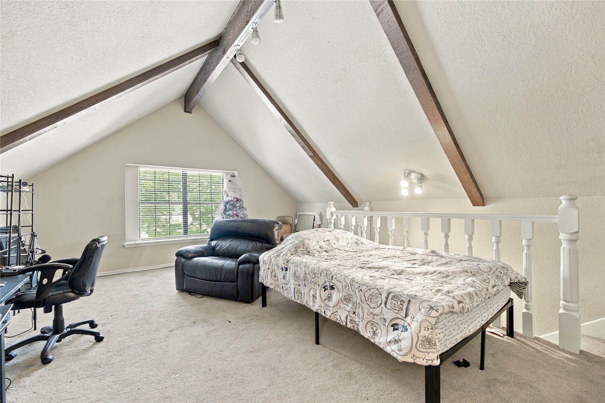 7121 E 100th Place Property Photo 32