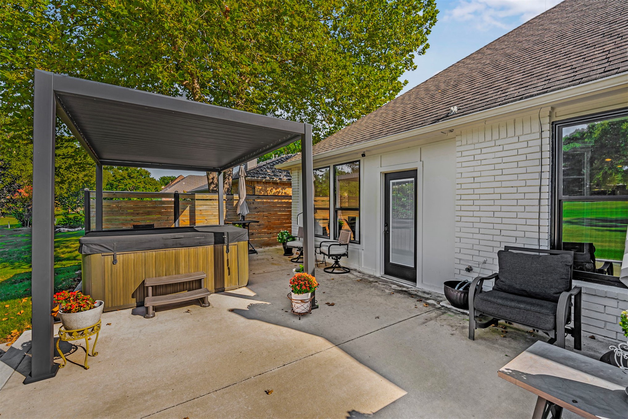 1200 W Ocala Street Property Photo 38