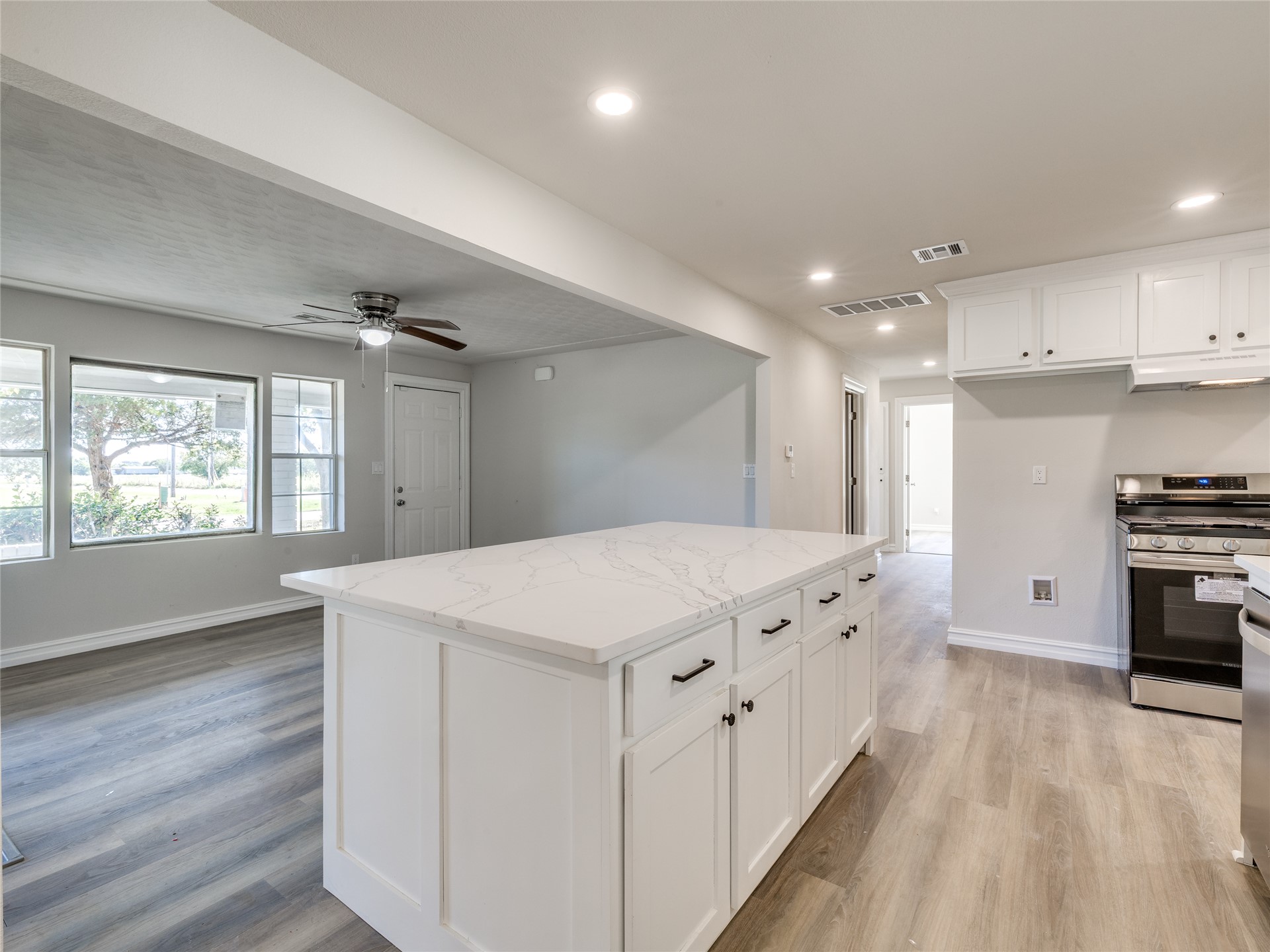 17096 S Yale Avenue Property Photo 14
