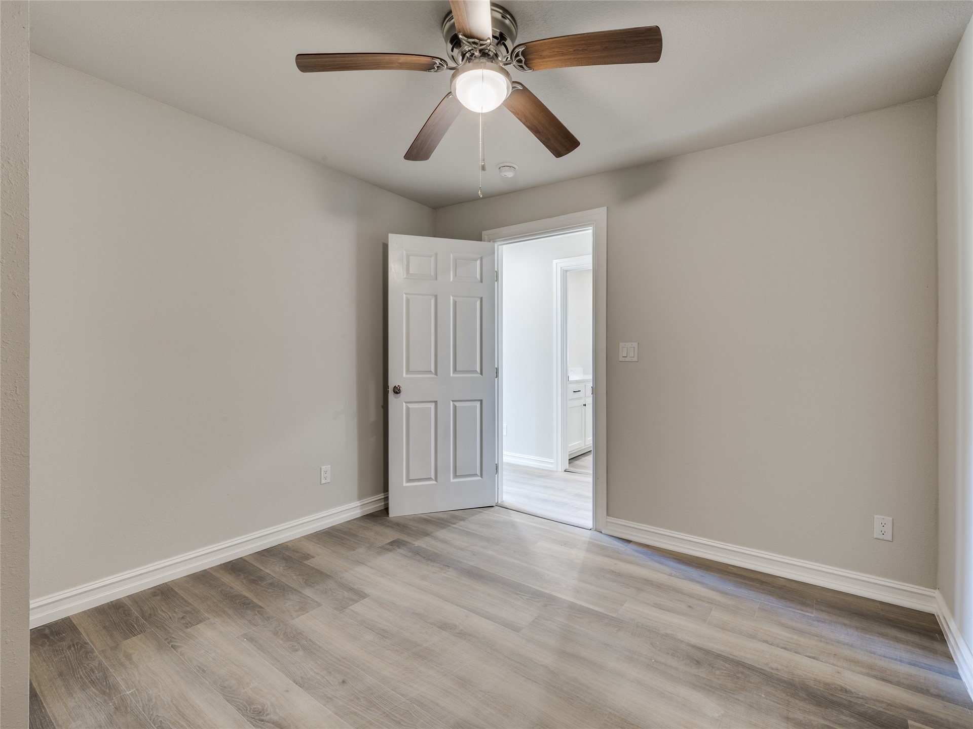 17096 S Yale Avenue Property Photo 32