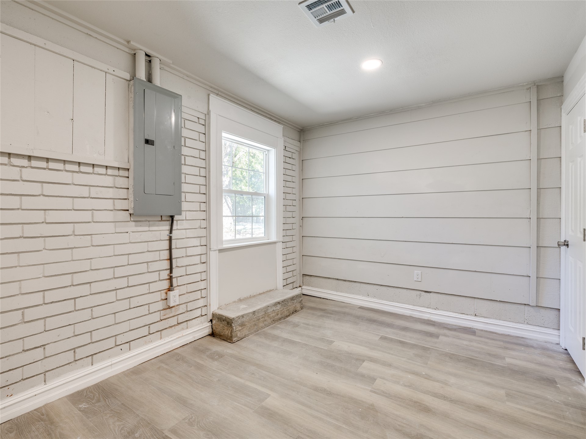 17096 S Yale Avenue Property Photo 46