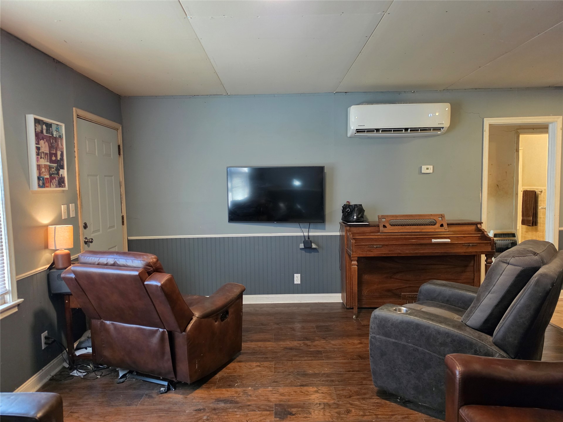 1810 W Spring Street Property Photo 6