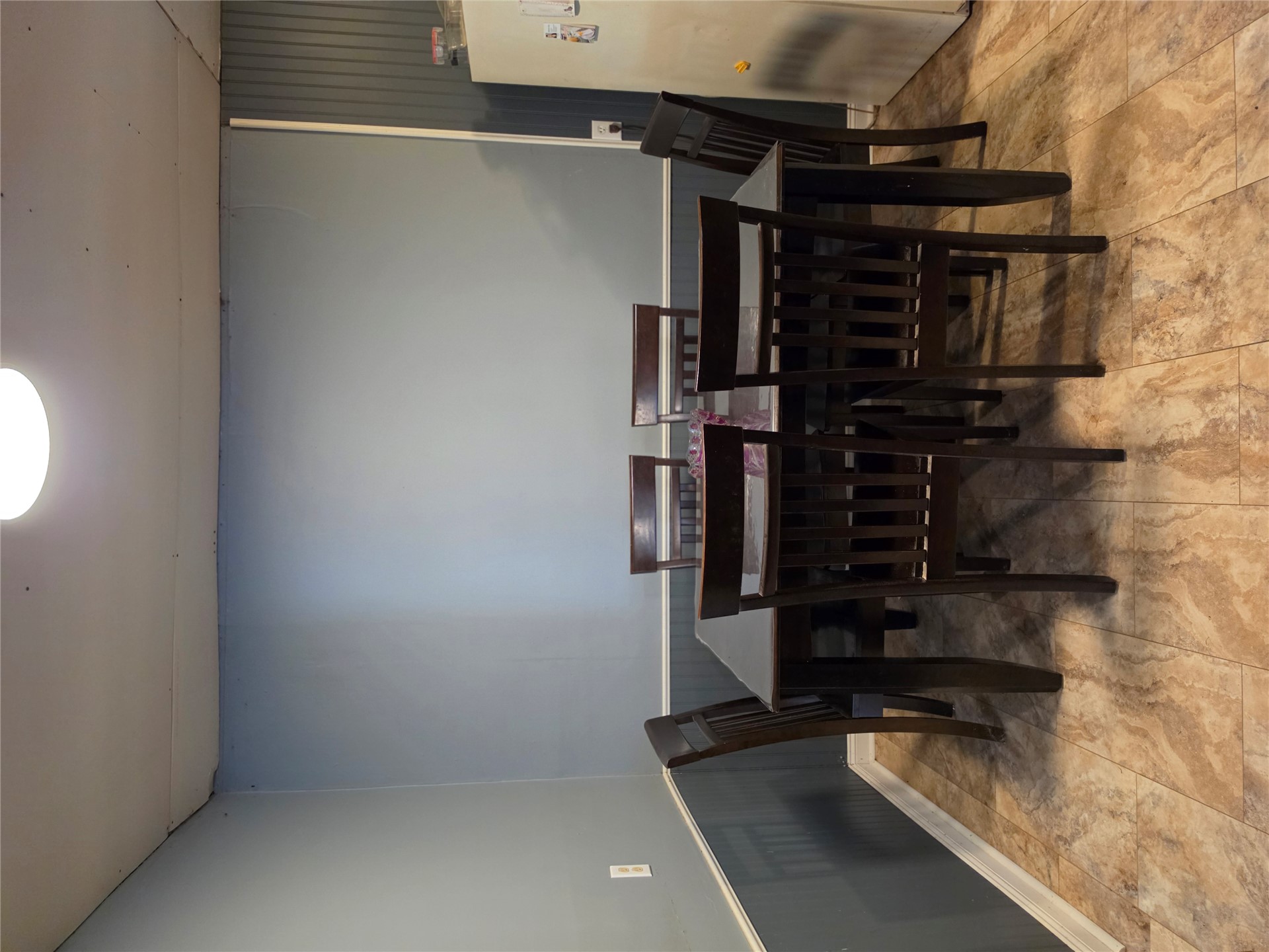 1810 W Spring Street Property Photo 7