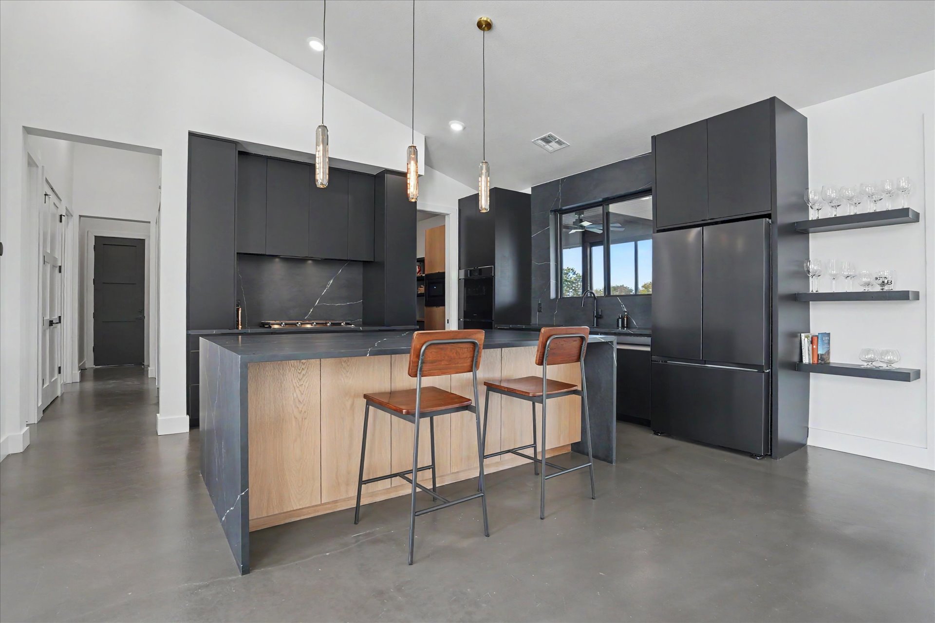 2111 N 190 Road Property Photo 14
