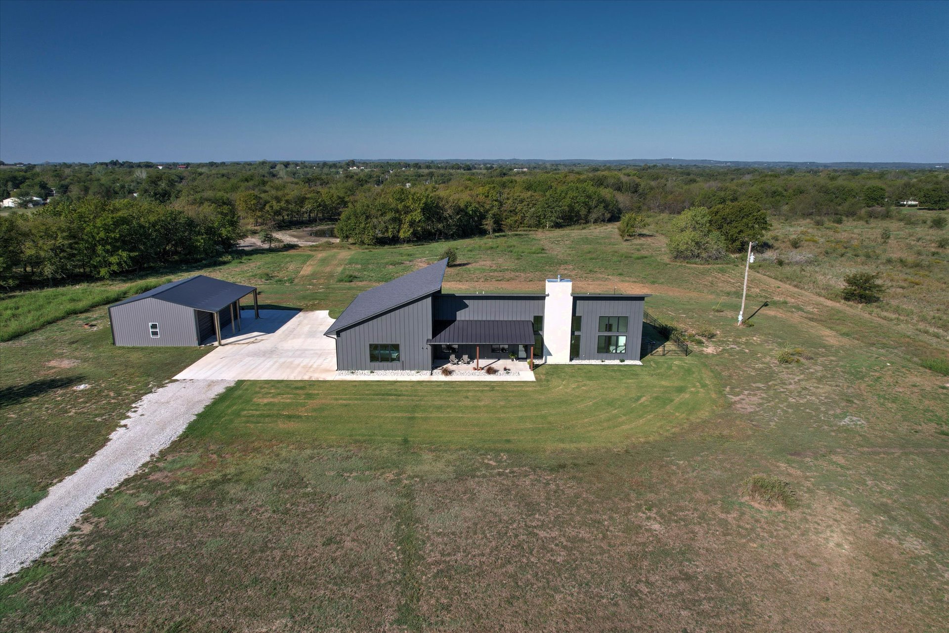 2111 N 190 Road Property Photo 51