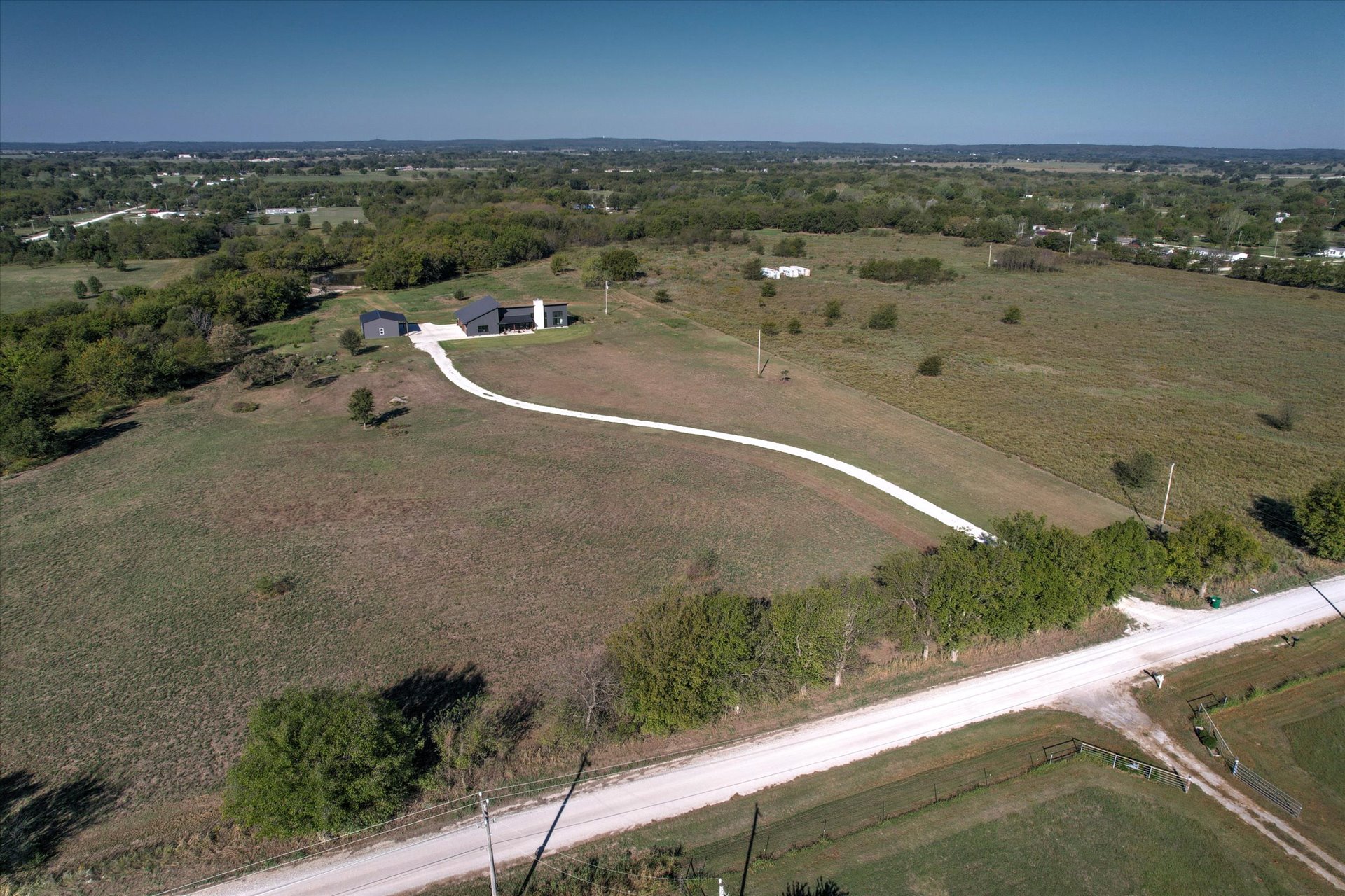 2111 N 190 Road Property Photo 53