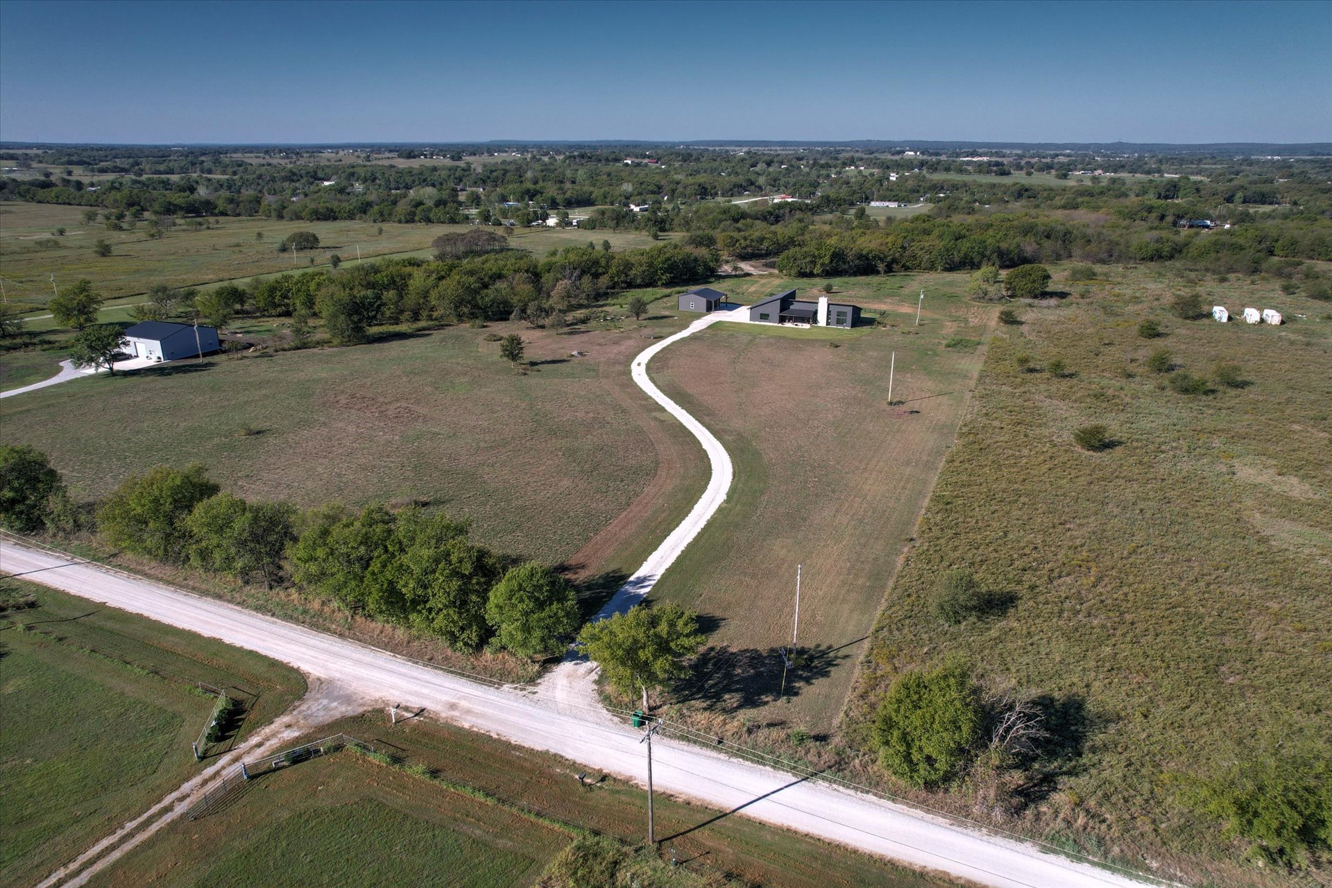 2111 N 190 Road Property Photo 54