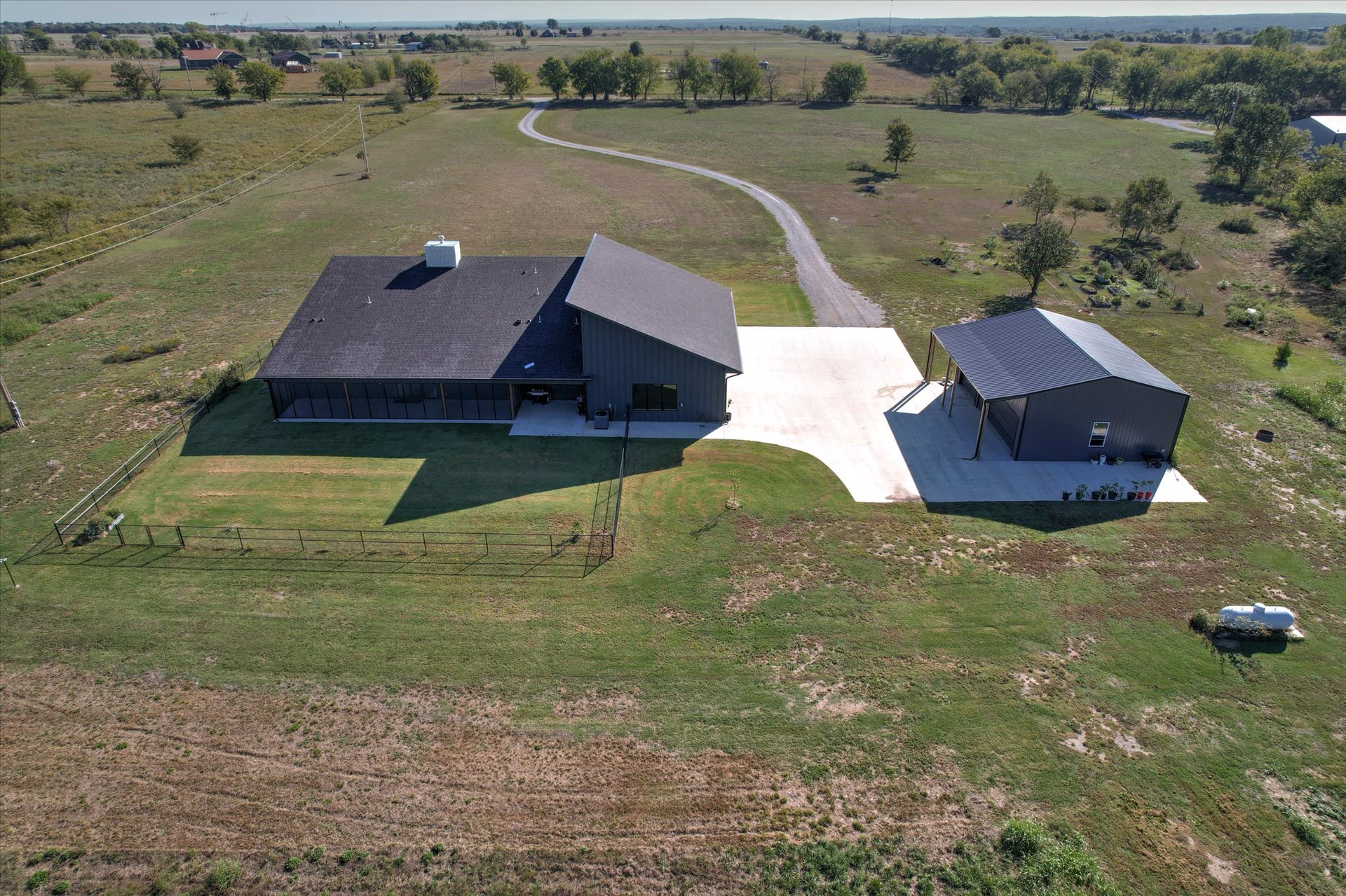 2111 N 190 Road Property Photo 59