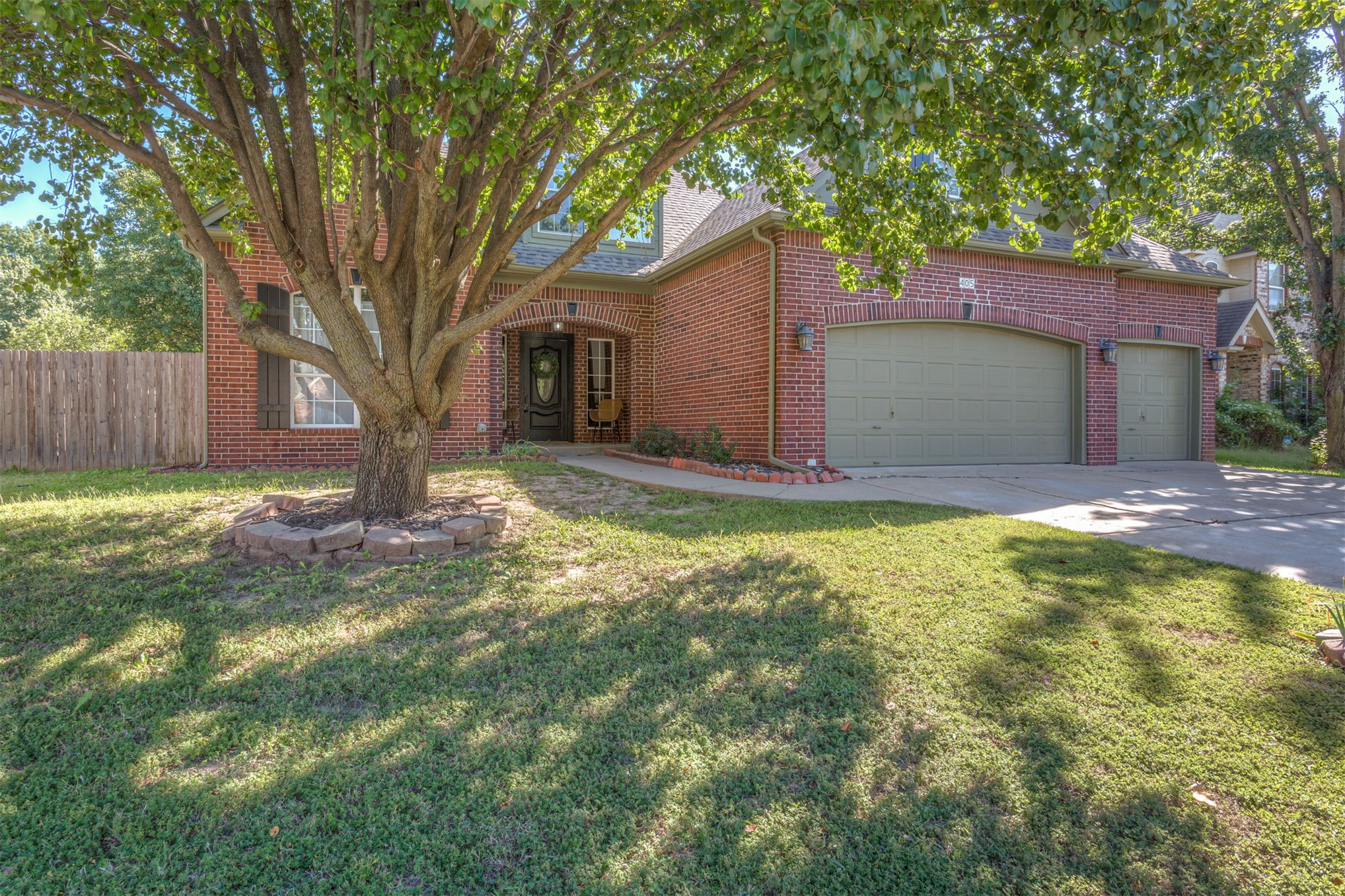 405 N Aster Avenue Property Photo 3