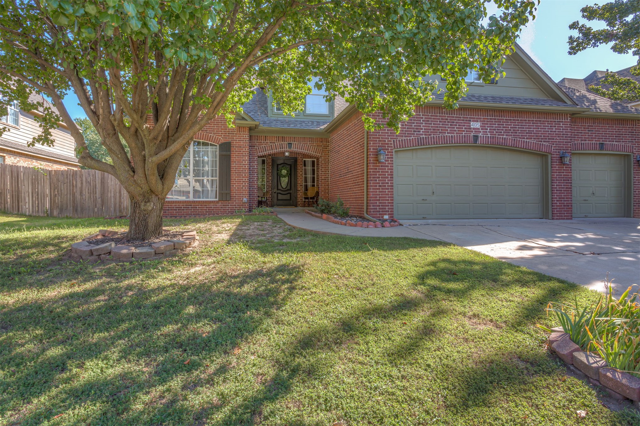 405 N Aster Avenue Property Photo 4