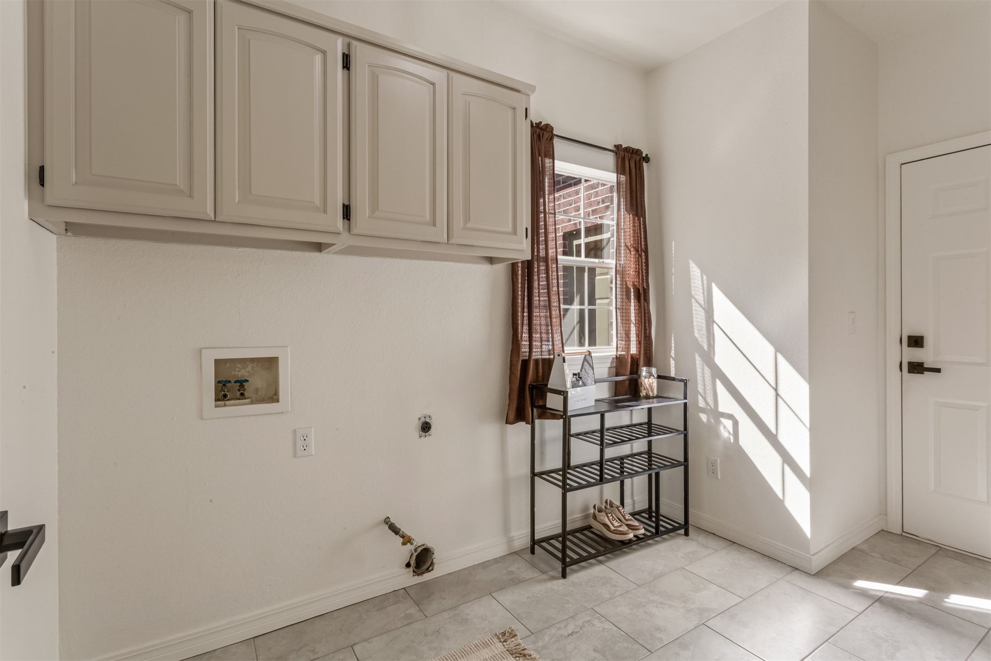 405 N Aster Avenue Property Photo 29